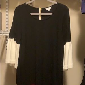 Crown and Ivy 3/4 sleeve blouse